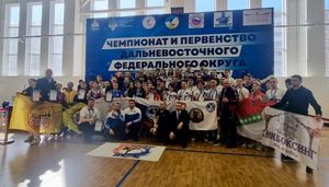 Приморские кикбоксеры привезли 63 медали с чемпионата и первенства ДФО 