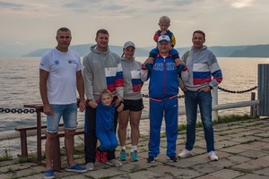 "На пределе возможностей": приморские спортсмены-экстремалы переплыли Байкал