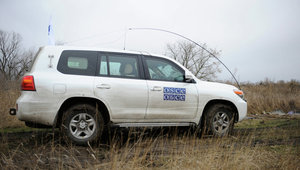 Украинская сторона использует автомобили с символикой ОБСЕ в Донбассе