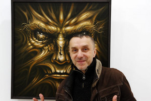 Выставка художника Александра Дерябина открылась в Приморье