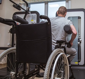 Приморская компания сделает инвалидные коляски за счет гранта 
