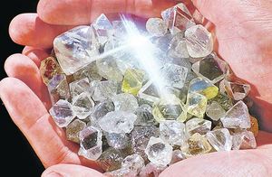 120 килограмм алмазов продадут во Владивостоке за неделю