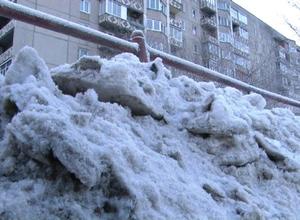 Предпринимателей Владивостока за неделю оштрафовали почти на полмиллиона рублей за неубранный снег и мусор
