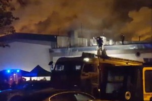 Пожар на Амурской улице в Москве унес жизни 5 пожарных