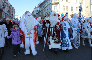 «Слет Дедов Морозов» 24 декабря на время ограничит дорожное движение в центре Владивостока