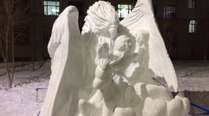 «Жар-птица» владивостокских студентов выиграла в международном конкурсе снежных скульптур